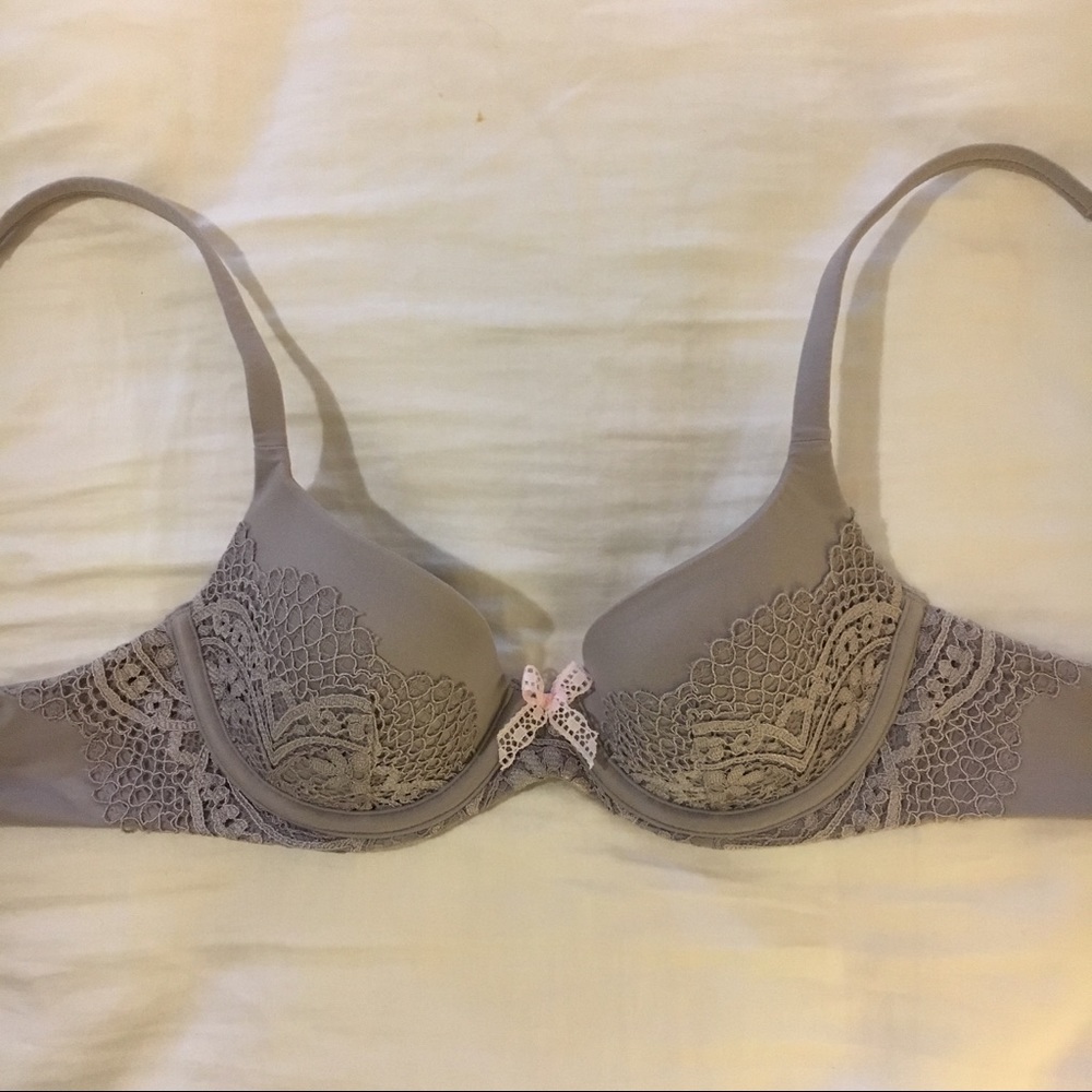 Body by Victoria Victoria's Secret Bra